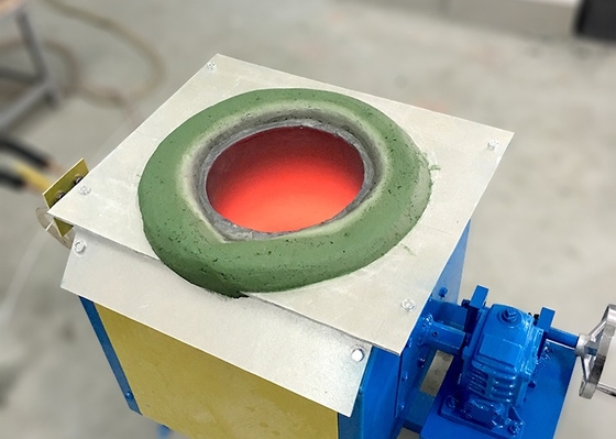 IRIS Bronze Medium Frequency Induction Furnace Gold Lead Silver Melting Machine